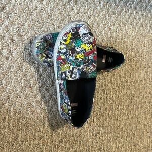 Boys Tom’s, size 2.5. Used. Marvel.